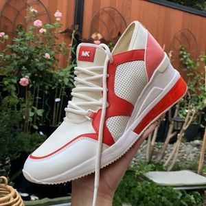 Michael Kors Georgie Trainer in Leather & Jelly